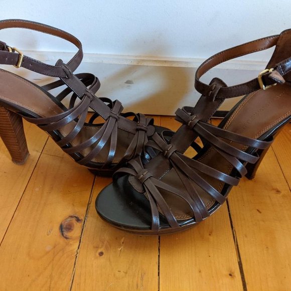 Strappy sandals - Picture 2 of 4
